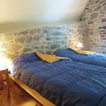 Riverside Retreat Viroinval Hébergement de vacances