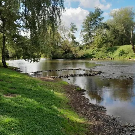 Riverside Retreat Viroinval * Treignes