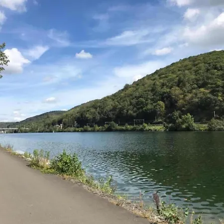 Riverside Retreat Viroinval