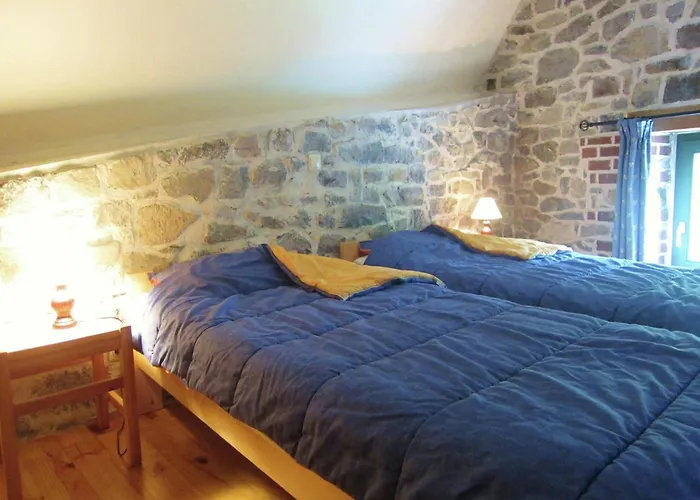 Riverside Retreat Viroinval